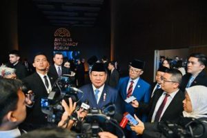 Rahasia Pertemuan Prabowo dan Trump: Akankah Perang Dagang AS-China Berakhir?