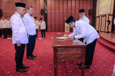 Gebrakan Menaker! Sekjen Baru Kemnaker Bakal Bawa Perubahan Kilat ala Ferrari?