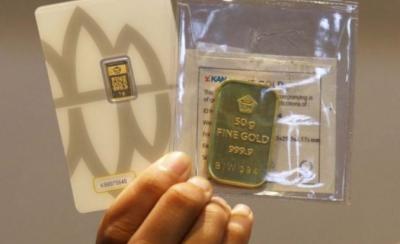 Kejutan! Harga Emas Antam Terbang Tinggi, Investor Siap-Siap Cuan?