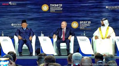 Kejutan! Prabowo dan Putin Muncul Bersama di Forum Ekonomi, Ada Apa?