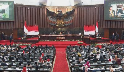 Terungkap! Gaji Pokok Anggota DPR RI 2025 Bikin Kaget, Tak Sampai UMR Jakarta?