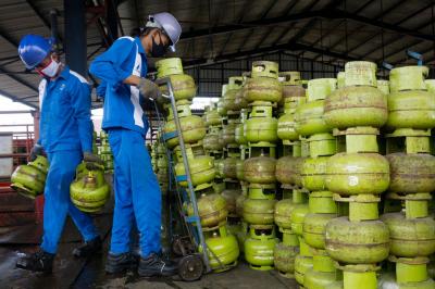 LPG 3 Kg Hanya untuk yang Berhak! Siap-siap KTP Dibutuhkan Mulai Tahun Depan!