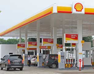 Harga BBM Terkini: Kejutan Awal Agustus! Pertamina, Shell, BP Kompak Pangkas Tarif?