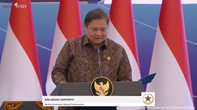 Data Ekonomi RI Dituding 'Dimainkan'? Airlangga Pasang Badan, Ungkap Fakta Mengejutkan!