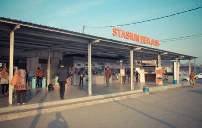 Dompet Warga Bekasi Jebol! Biaya Transportasi Tembus Rekor, Ada Apa?