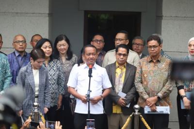 SPBU Swasta Bebas Impor BBM? Menteri ESDM Ungkap Jurus Baru Pemerintah!