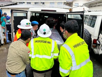 Tragedi Freeport: Dua Nyawa Melayang, Lima Pekerja Masih Tertimbun! Apa yang Sebenarnya Terjadi?
