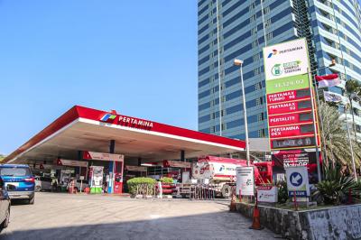 Bocoran Gaji Petugas SPBU Pertamina vs. Shell: Siapa Lebih Kaya?