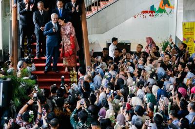 Tangis Sri Mulyani Pecah! Apa yang Terjadi di Acara Perpisahan Kemenkeu?