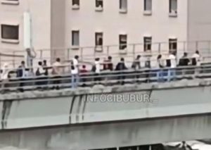 LRT Jabodebek Lumpuh! Apa Biang Keroknya? Penumpang Panik Dievakuasi!