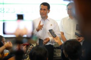 Harga Pupuk Melonjak? 190 Izin Dicabut! Mentan Murka, Mafia Pupuk Siap-Siap!