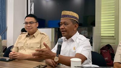 Tukin ASN ESDM Naik 100%! Bahlil Ungkap Alasan Mengejutkan di Baliknya!