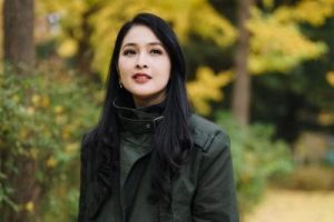 Sandra Dewi Gigit Jari? Aset Disita, Bisnis Terancam Gulung Tikar?