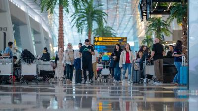 Turis Asing Banjiri Indonesia! Siapa Negara Penyumbang Terbanyak? Bali Masih Jadi Primadona?