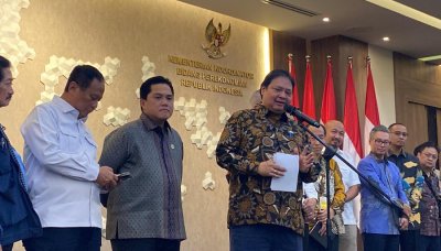 Kejutan Akhir Tahun? Menko Airlangga Beri Sinyal Mengejutkan Soal Stimulus Ekonomi!