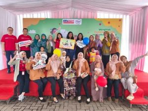 Rahasia Tumbuh Kembang Anak Terungkap! Alfamart dan Cussons Baby Bersatu, Ribuan Ibu dan Anak Tersenyum Lebar