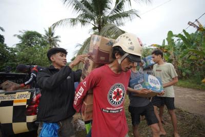 Sumatera Diterjang Bencana! Bantuan Mengalir Deras, Tapi Ada Apa di Baliknya?