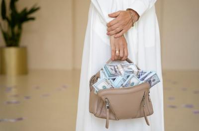 Perempuan Kuasai Dunia Kerja? Data Terbaru Ungkap Fakta Mengejutkan!