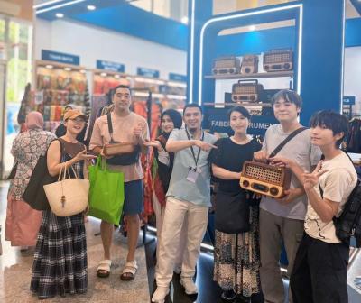 Limbah Kayu Disulap Jadi Cuan! UMKM Ini Raup Miliaran Rupiah & Go Internasional, Kok Bisa?