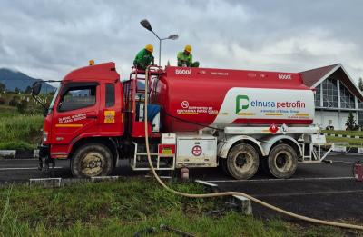 Bencana Lumpuhkan Akses Darat, Pertamina 'Terbang' Selamatkan Roda Ekonomi Takengon: Strategi Logistik Multi-Moda Ungkap Kunci Stabilitas Energi!