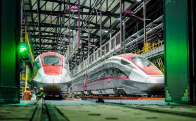 Gawat! Utang Whoosh Menggunung, Menkeu Terbang ke China? Ini Fakta Terbarunya!