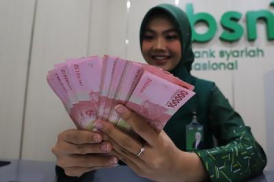 Alarm Merah Pasar Keuangan! Rupiah Sentuh Rp16.819 per Dolar AS, Hanya Dua Mata Uang Ini yang Selamat dari Badai Asia!
