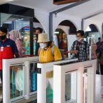 Ekonomi Bergairah di Akhir Tahun? Data Mengejutkan Kemenhub: 21,4 Juta Penumpang Angkutan Umum Selama Nataru, Sektor Ini Melonjak Drastis Hingga 43%!