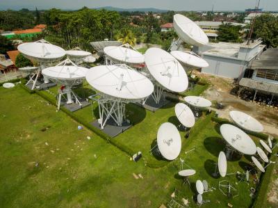 Terobosan Megah! Telkomsat Gandeng Raksasa Telekomunikasi China, Siap Bawa Internet ke Setiap Sudut Negeri, Bahkan yang Paling Terpencil? Ini Dampak Ekonomi dan Sosialnya!