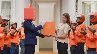 Terungkap! Strategi Jitu Shopee Guncang Ekosistem Digital: Mengapa Penghargaan Miliaran Rupiah Diantar Langsung ke Pintu Pemenang? Dampak Ekonomi Tak Terduga!