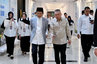 Terobosan Jelang Lebaran 2026: Menhub Sulap Masjid Jadi 'Rest Area Premium' Pemudik, Sinergi Lintas Kementerian Ungkap Potensi Efisiensi dan Kenyamanan Maksimal!