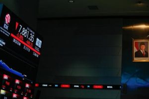 Geger Bursa! OJK Sikat Habis Praktik 'Gorengan', Denda Rp240 Miliar Mengguncang Investor!