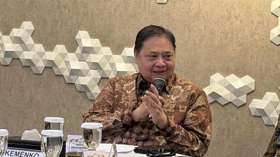 Dunia Bergolak Hebat, Timur Tengah Memanas! Mengapa Ekonomi Indonesia Justru 'Kebal' Krisis? Menko Airlangga Ungkap Data Mengejutkan yang Bikin Optimis!