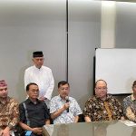 Defisit Anggaran Daerah Kian Mengkhawatirkan! Jusuf Kalla Gelar Pertemuan Darurat dengan Para Maestro Ekonomi, Sinyal Bahaya Apa yang Terungkap di Balik Kemajuan Nasional?