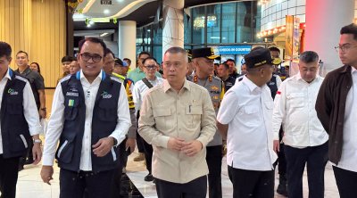 H-4 Lebaran: Misteri di Balik Kelancaran Arus Penyeberangan Jawa-Sumatera Terkuak! Menhub Dudy Jamin Perputaran Ekonomi Nasional Tetap Ngebut?