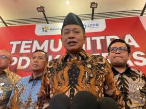 TERUNGKAP! Menkop Ferry Juliantono Guncang Dunia Koperasi: Bukan Lagi Sekadar Simpan Pinjam, Ini Sektor Strategis Miliar Rupiah yang Wajib Dikuasai! Siap-siap Perubahan Besar Ekonomi Nasional!