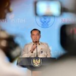 Geger! Istana Bocorkan Skema 'Pangkas Gaji' Menteri dan DPR, Langkah Berani Prabowo Hadapi Badai Ekonomi Global? Simak Dampak Tak Terduga!