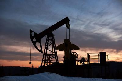GEGER! Ancaman Invasi Darat Picu Lonjakan Harga Minyak Dunia ke Titik KRITIS, Akankah Ekonomi Global Terjebak Krisis Energi Terparah dalam Dekade?