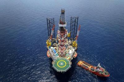 Guncangan Pasar Energi Global: Harga Minyak Brent Nyaris Sentuh USD100, Memicu Kekhawatiran Inflasi! Namun, Telepon Mengejutkan Trump-Putin Beri Harapan Baru?