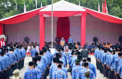 THR 2026 Cair! PNS Full Senyum Bebas Pajak, Pekerja Swasta Wajib Tahu Potongan Ini! Anggaran Rp55 Triliun Siap Guyur Pasar, Tapi Ada Tapinya...