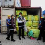 Terbongkar! Modus Impor Pakaian Bekas Ilegal Rp53 Miliar Guncang Perekonomian Nasional, Siapa Dalangnya?