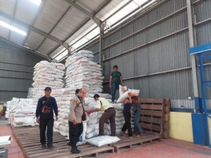 Terungkap! Strategi Jitu Pemerintah Amankan Daya Beli Rakyat: Bantuan Pangan Rp18 Triliun Meluncur, Sektor UMKM Kedelai Tersenyum Lebar hingga Akhir Tahun!