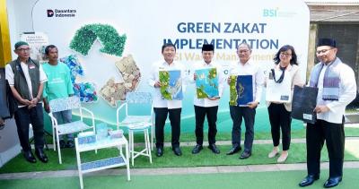 Geger! BSI Bikin Terobosan Dahsyat: Sampah Anorganik Kini Bisa Jadi Tabungan Emas, Revolusi Ekonomi Sirkular Dimulai, Umat Makmur Lingkungan Lestari!