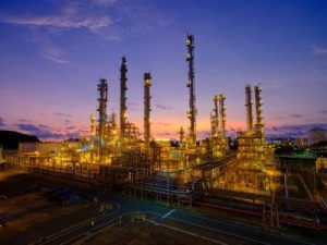 Terkuak! Akuisisi Kilang Raksasa Shell Sulap Chandra Asri (TPIA) Jadi Mesin Cuan Baru, Laba Operasi Meroket Setengah Miliar Dolar di Q1-2026!
