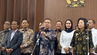 DPR Panggil Tokoh Ekonomi Ada Apa Ini