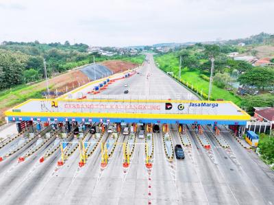 TERBONGKAR! Strategi Jitu Kementerian PU Hadapi Lonjakan Nataru 2026-2027: 10 Ruas Tol Baru Siap Beroperasi, Efisiensi Ekonomi Melonjak?