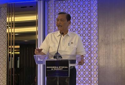 Terungkap! Rp5,4 Juta Subsidi Tunai Siap Mengalir, Tapi Luhut Beri Peringatan Keras: Jangan Sampai Malas! Ada Strategi Revolusioner di Balik Integrasi AI Nasional