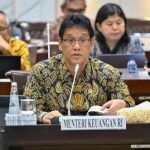 Misteri Rp300 Triliun Dana Pemerintah: Menkeu Purbaya Buka Kartu, OJK Beri Sinyal Mengejutkan! Apa Dampaknya bagi Ekonomi?