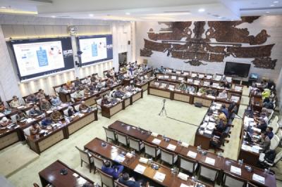 15 Kali Berturut Turut Keuangan RI Bikin Kagum
