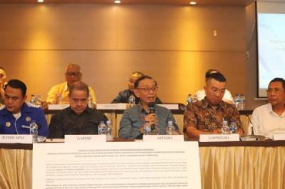 Industri Tembakau Terancam Aturan Kontroversial