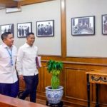 Seskab Bakrie Bahas Masa Depan Industri RI